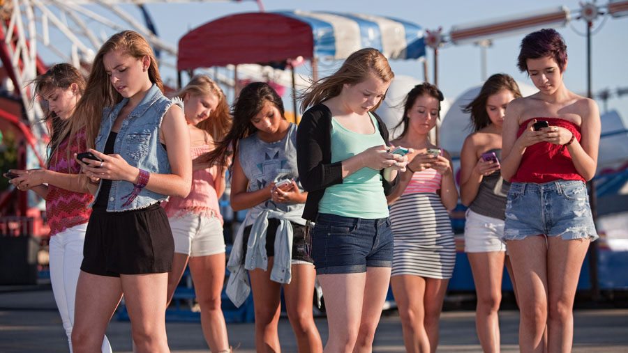 The Evolution of Social Media Girl Forums
